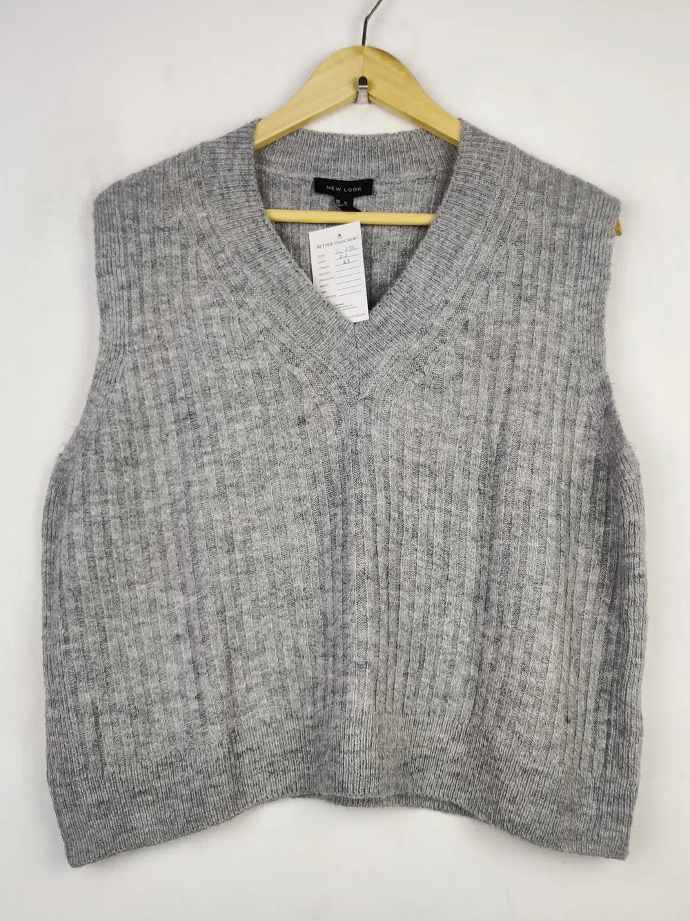 Buy online pre-used pre-loved 100% authentic & Original branded New Look (SL-3212) available in Pakistan. Top international brands avilable.