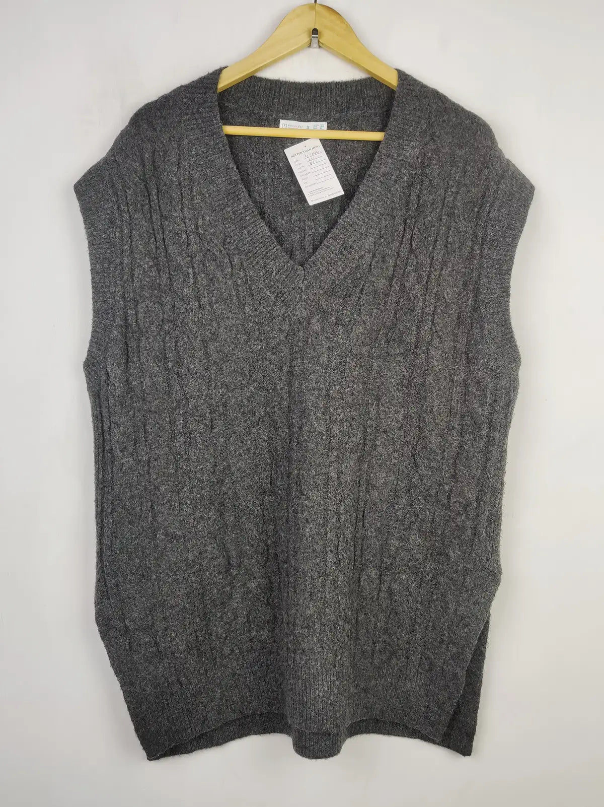 Buy online pre-used pre-loved 100% authentic & Original branded Primark (SL-3217) available in Pakistan. Top international brands avilable.