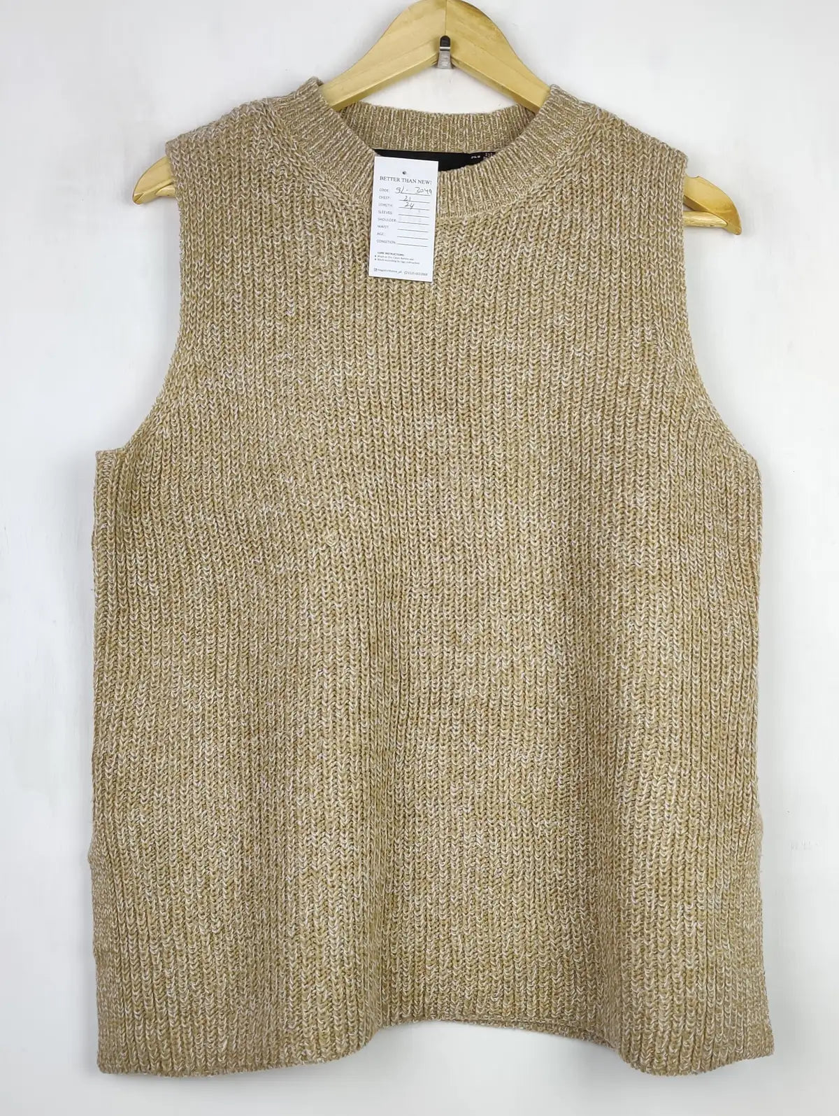 Buy online pre-used pre-loved 100% authentic & Original branded Vero Moda (SL-3276) available in Pakistan. Top international brands avilable.