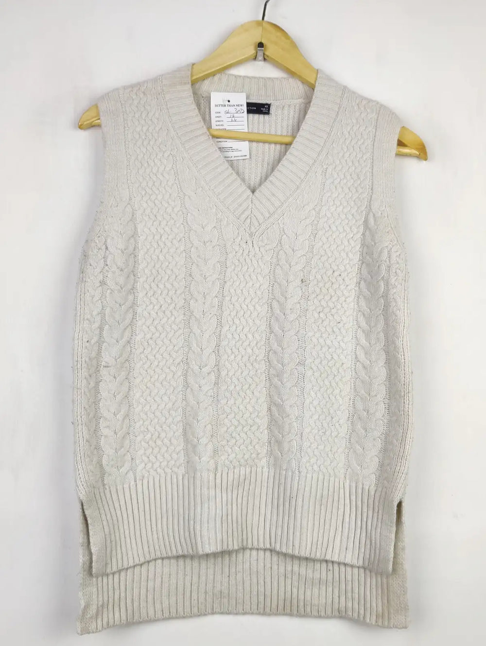 Buy online pre-used pre-loved 100% authentic & Original branded Marks & Spencer (SL-3299) available in Pakistan. Top international brands avilable.