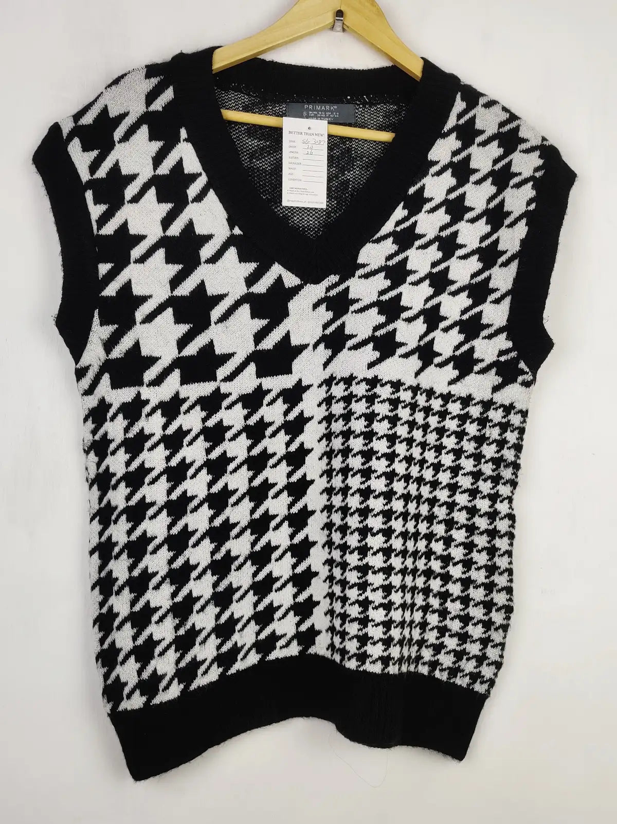 Buy online pre-used pre-loved 100% authentic & Original branded Primark (SL-3314) available in Pakistan. Top international brands avilable.