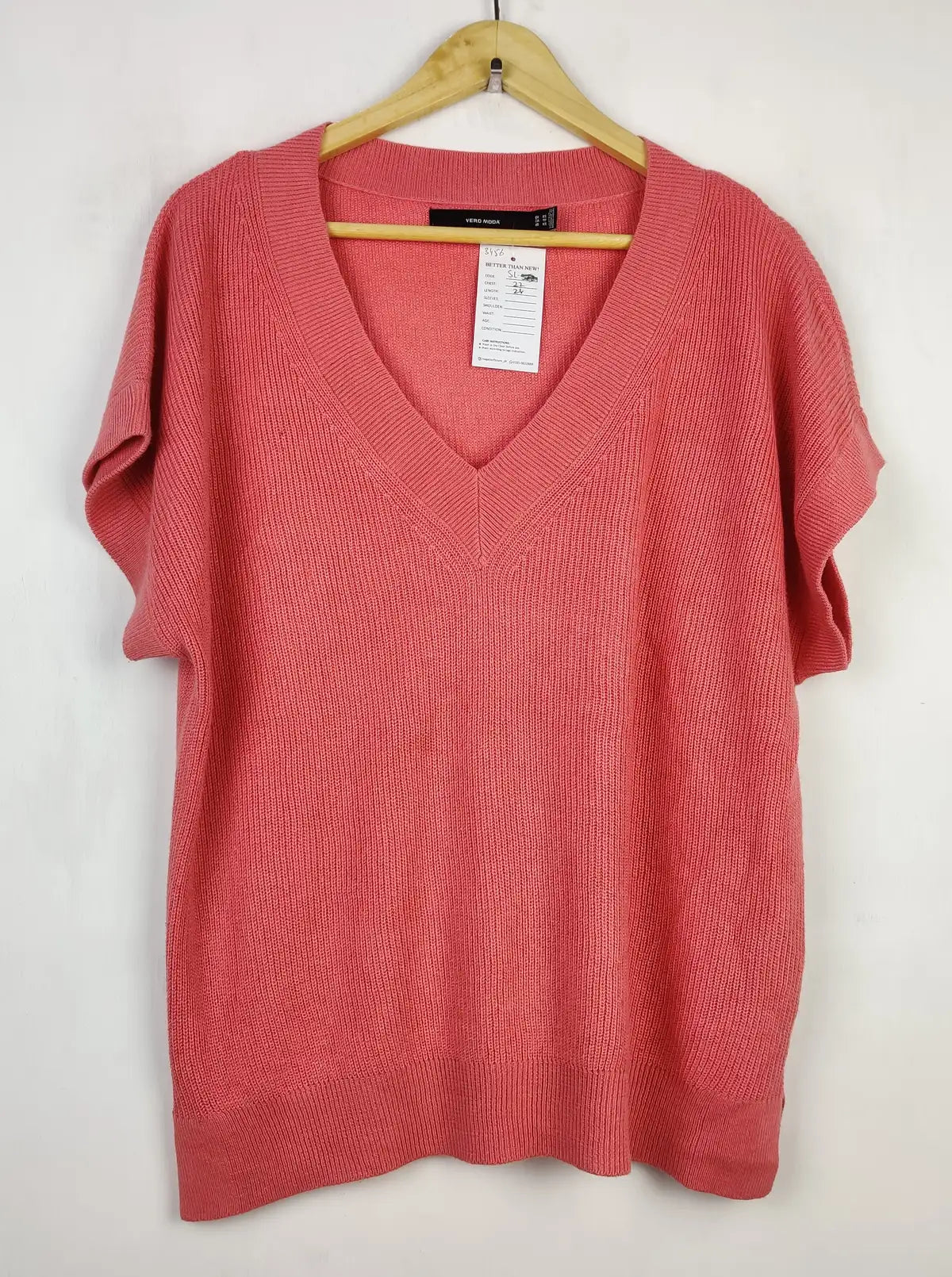 Buy online pre-used pre-loved 100% authentic & Original branded Vero Moda (SL-3456) available in Pakistan. Top international brands avilable.