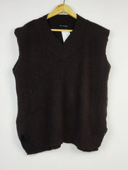 Buy online pre-used pre-loved 100% authentic & Original branded Pretty Little Thing (SL-3528) available in Pakistan. Top international brands avilable.