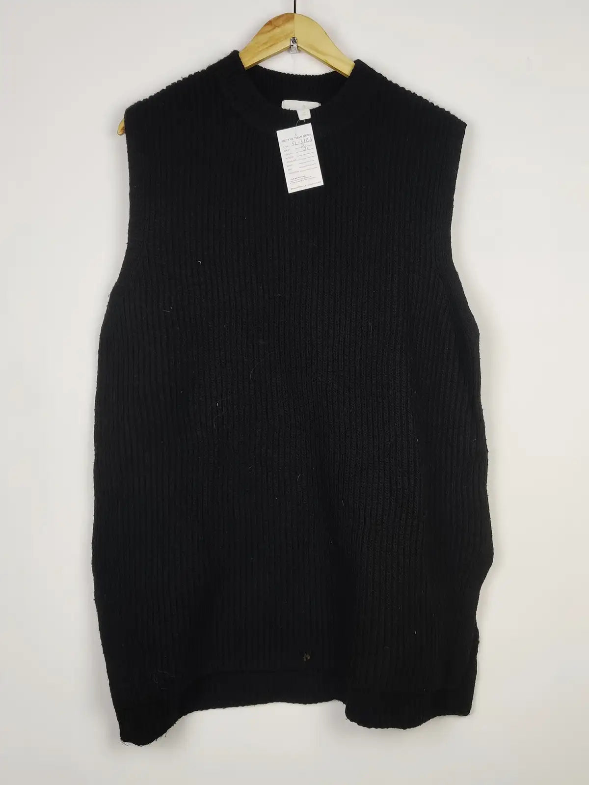 Buy online pre-used pre-loved 100% authentic & Original branded F&F (SL-3726) available in Pakistan. Top international brands avilable.