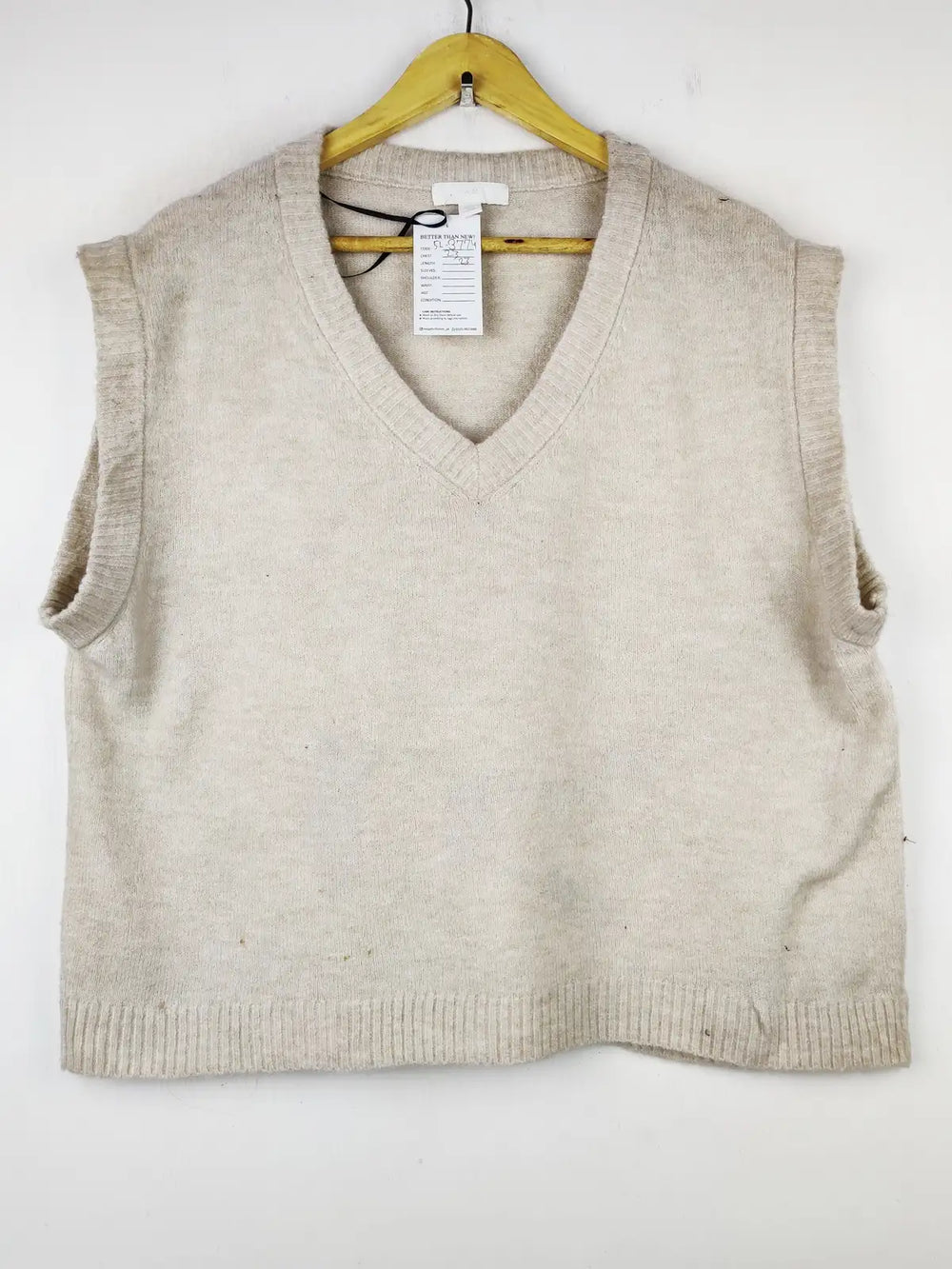 Buy online pre-used pre-loved 100% authentic & Original branded H&M (SL-3774) available in Pakistan. Top international brands avilable.