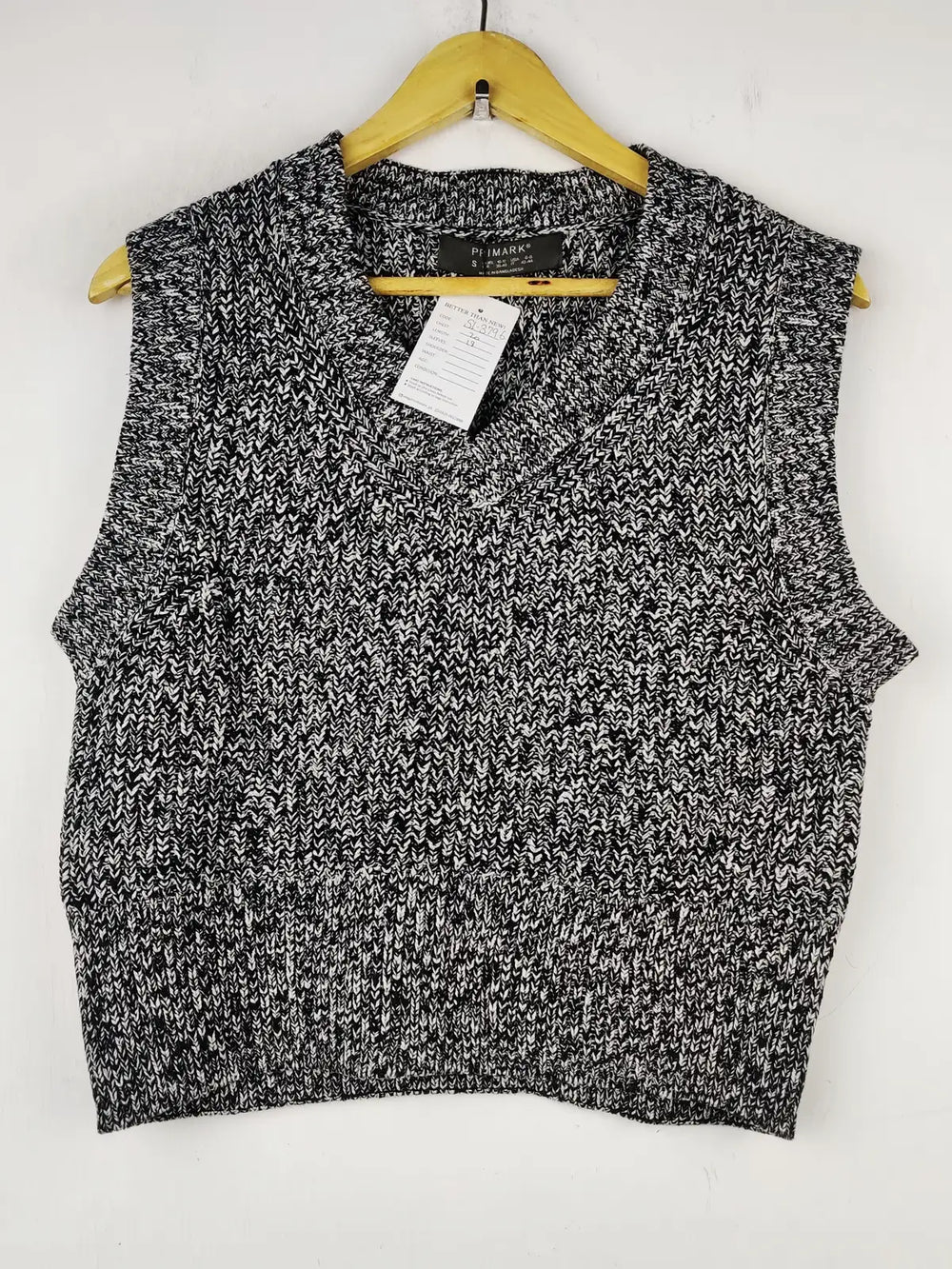 Buy online pre-used pre-loved 100% authentic & Original branded Primark (SL-3796) available in Pakistan. Top international brands avilable.