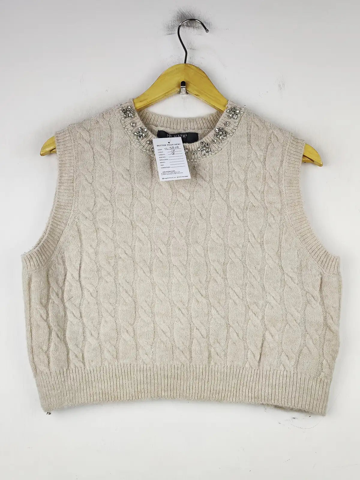 Buy online pre-used pre-loved 100% authentic & Original branded Primark (SL-3808) available in Pakistan. Top international brands avilable.