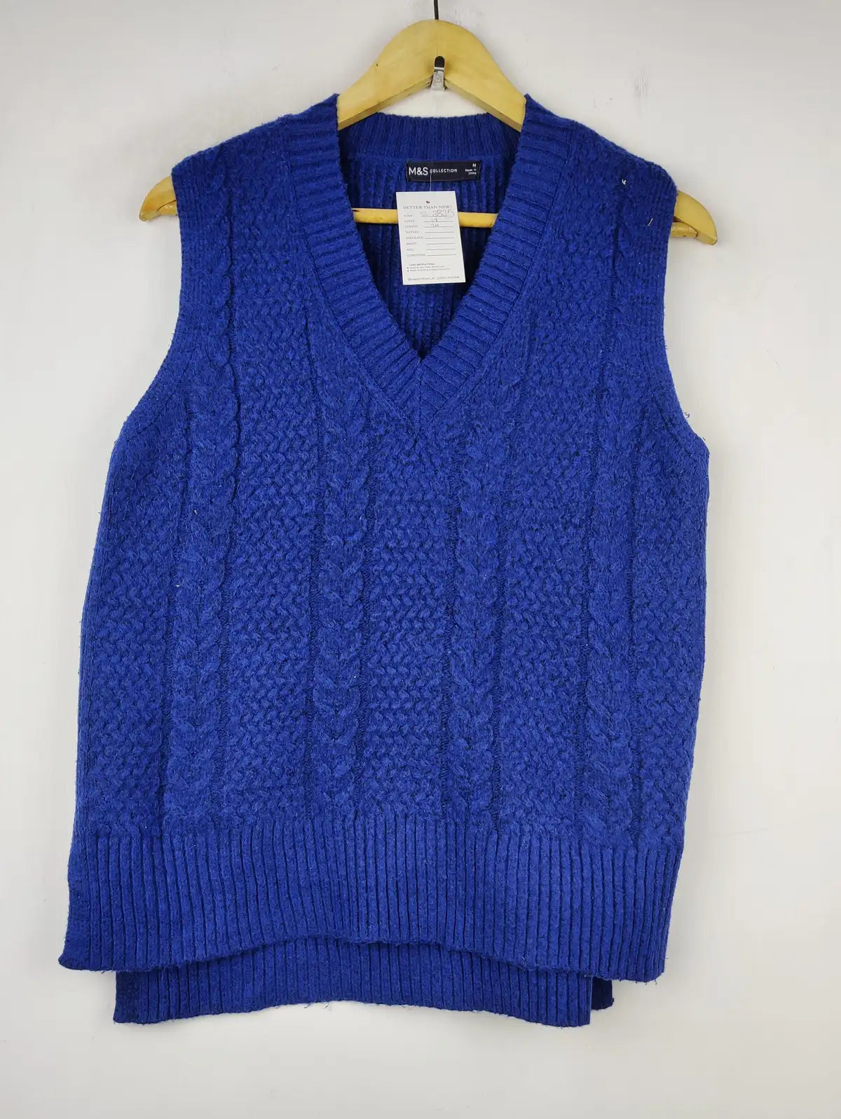 Buy online pre-used pre-loved 100% authentic & Original branded Mark & Spencer (SL-3835) available in Pakistan. Top international brands avilable.