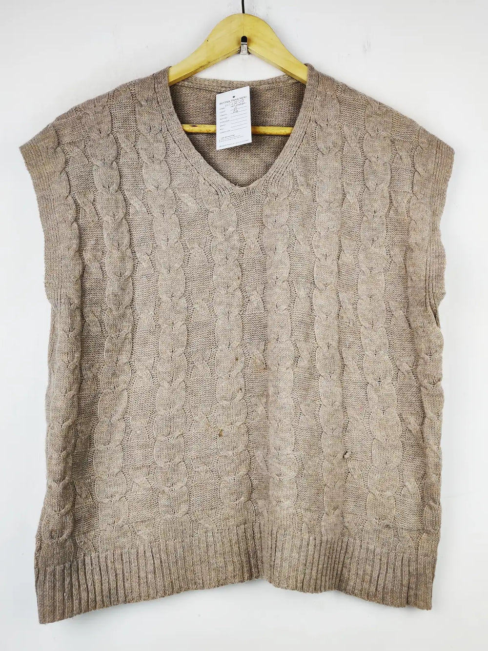 Buy online pre-used pre-loved 100% authentic & Original branded Unknown Brand (SL-3838) available in Pakistan. Top international brands avilable.