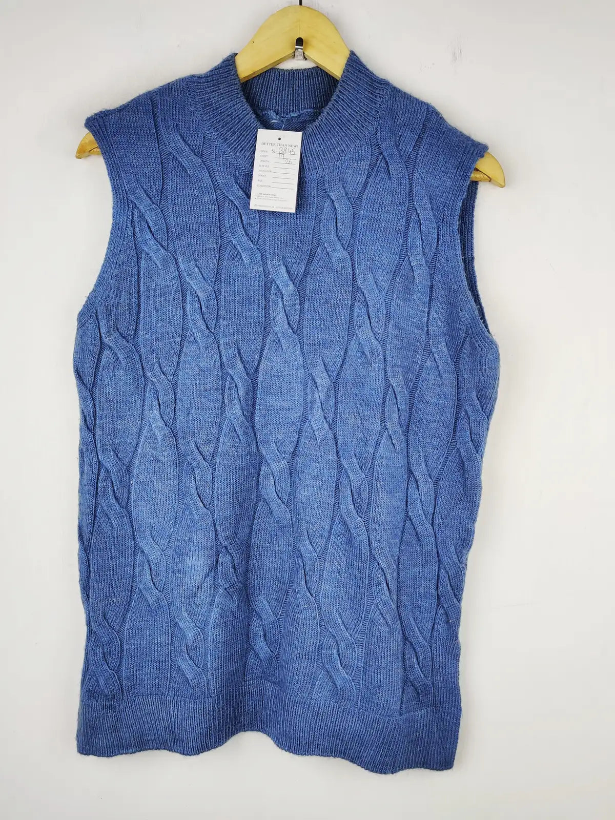 Buy online pre-used pre-loved 100% authentic & Original branded Unknown Brand (SL-3845) available in Pakistan. Top international brands avilable.