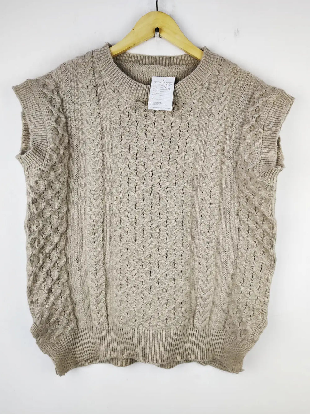 Buy online pre-used pre-loved 100% authentic & Original branded Unknown Brand (SL-3852) available in Pakistan. Top international brands avilable.