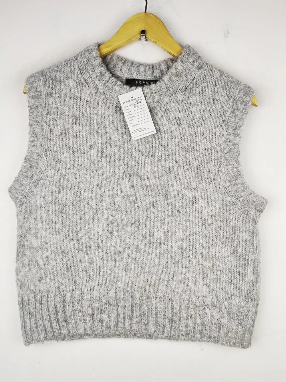 Buy online pre-used pre-loved 100% authentic & Original branded Primark (SL-3867) available in Pakistan. Top international brands avilable.