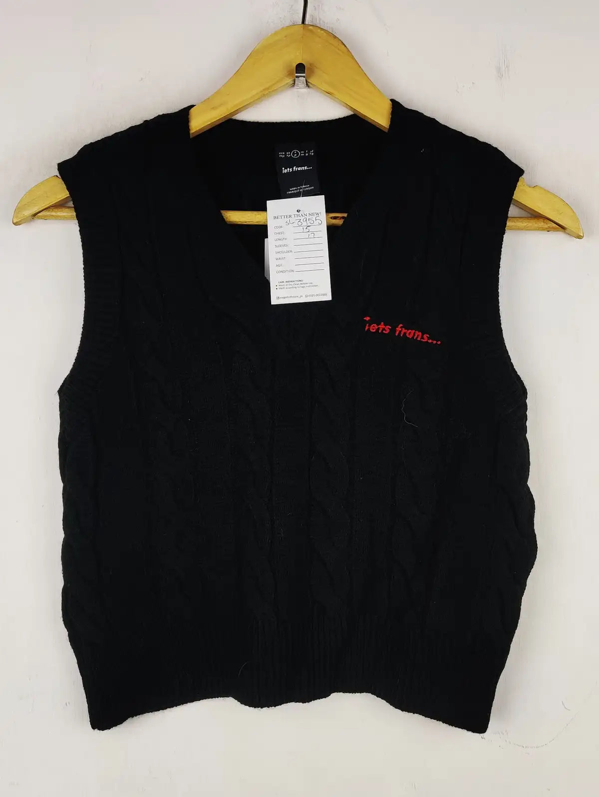 Buy online pre-used pre-loved 100% authentic & Original branded Iets Frans (SL-3955) available in Pakistan. Top international brands avilable.