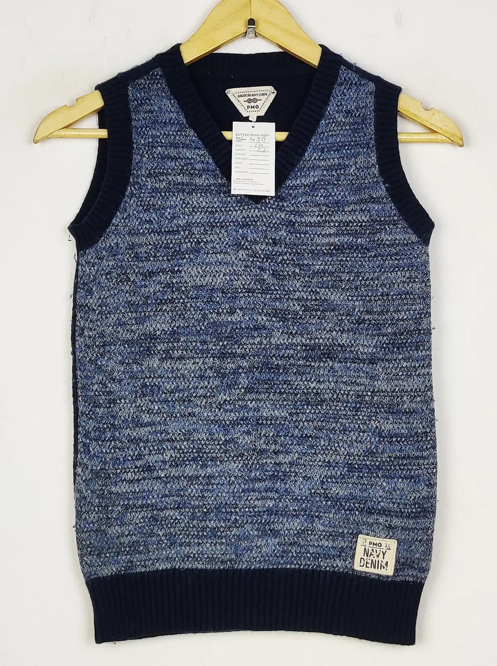 Buy online pre-used pre-loved 100% authentic & Original branded American Navy Dream (SL-4511) available in Pakistan. Top international brands avilable.