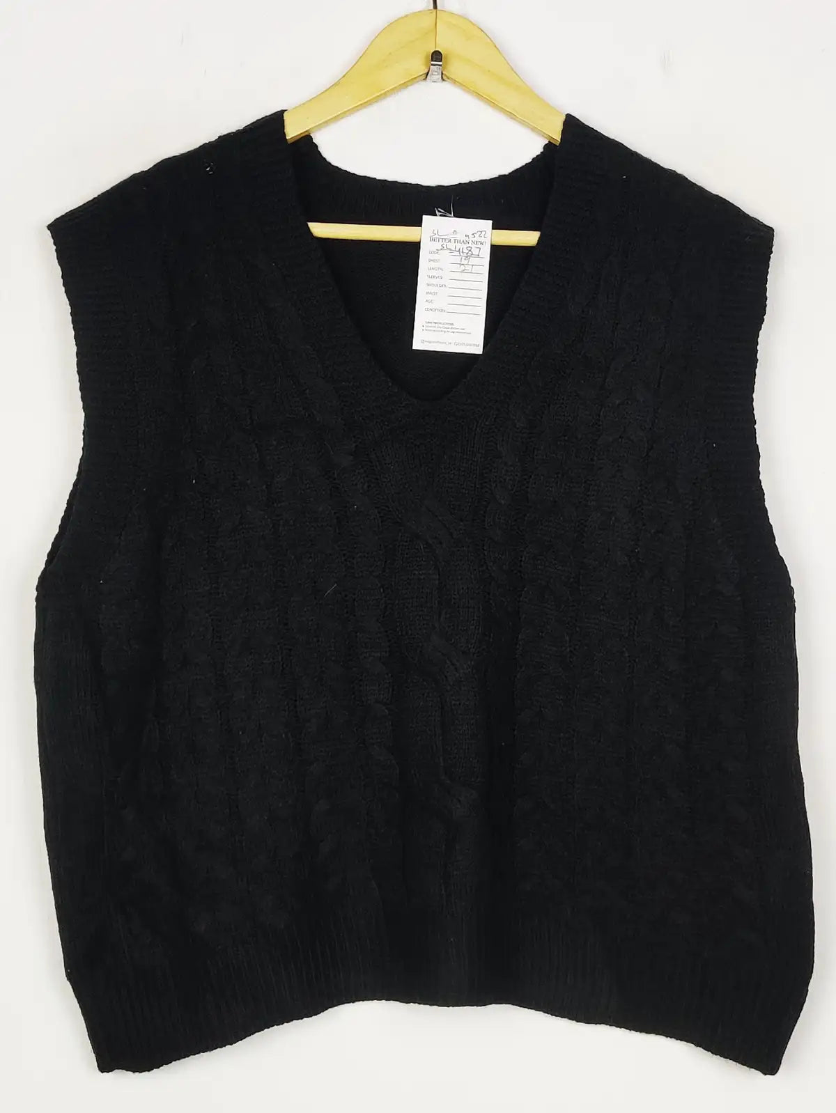 Buy online pre-used pre-loved 100% authentic & Original branded Shein (SL-4522) available in Pakistan. Top international brands avilable.