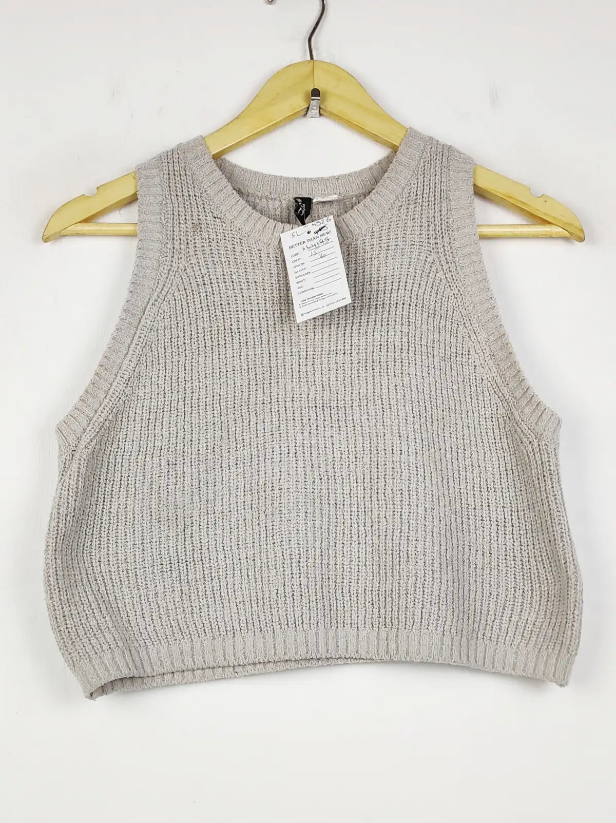 Buy online pre-used pre-loved 100% authentic & Original branded H&M (SL-4526) available in Pakistan. Top international brands avilable.