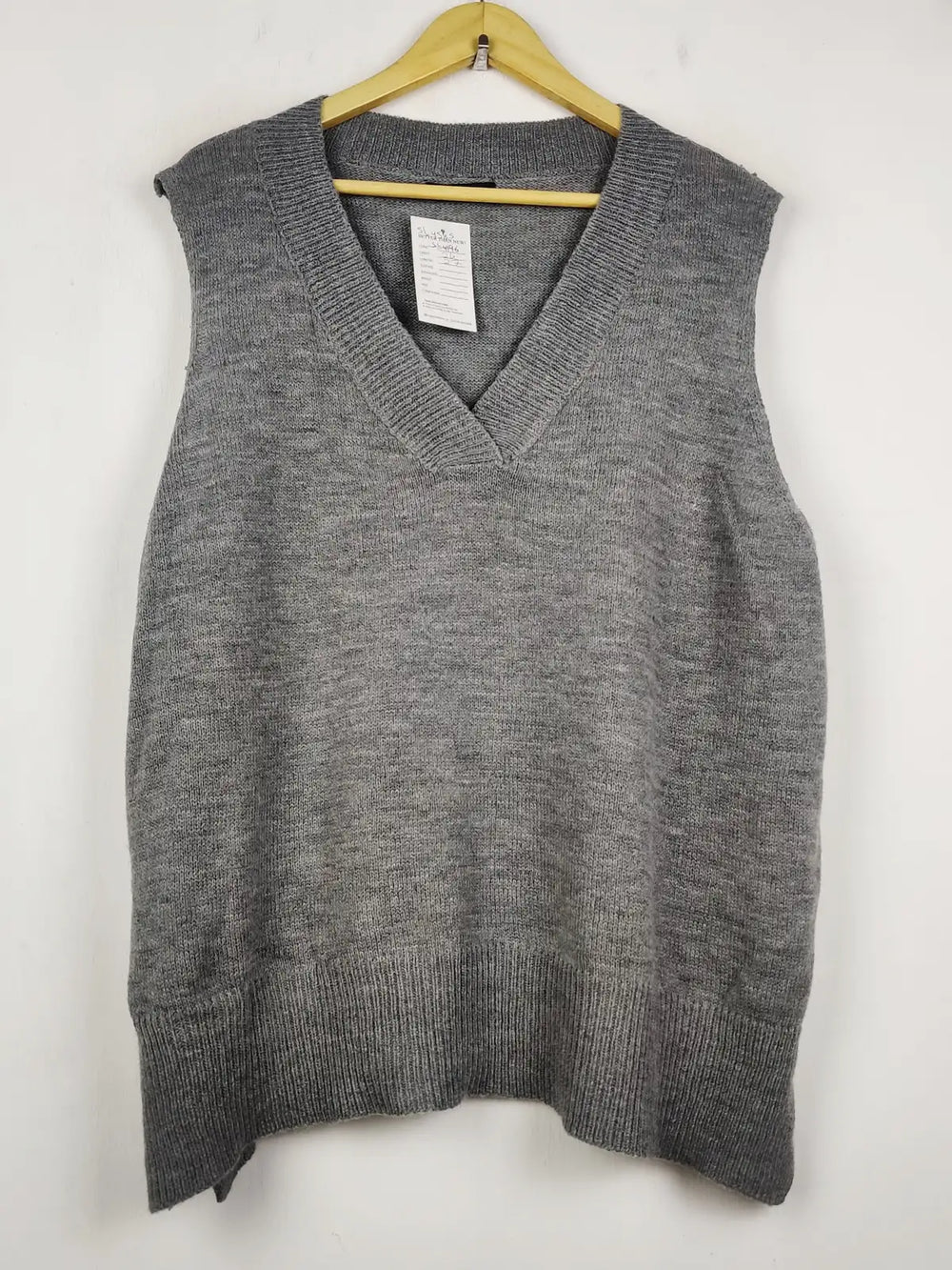 Buy online pre-used pre-loved 100% authentic & Original branded Shein (SL-4535) available in Pakistan. Top international brands avilable.