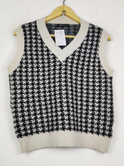 Buy online pre-used pre-loved 100% authentic & Original branded Shein (SL-4540) available in Pakistan. Top international brands avilable.
