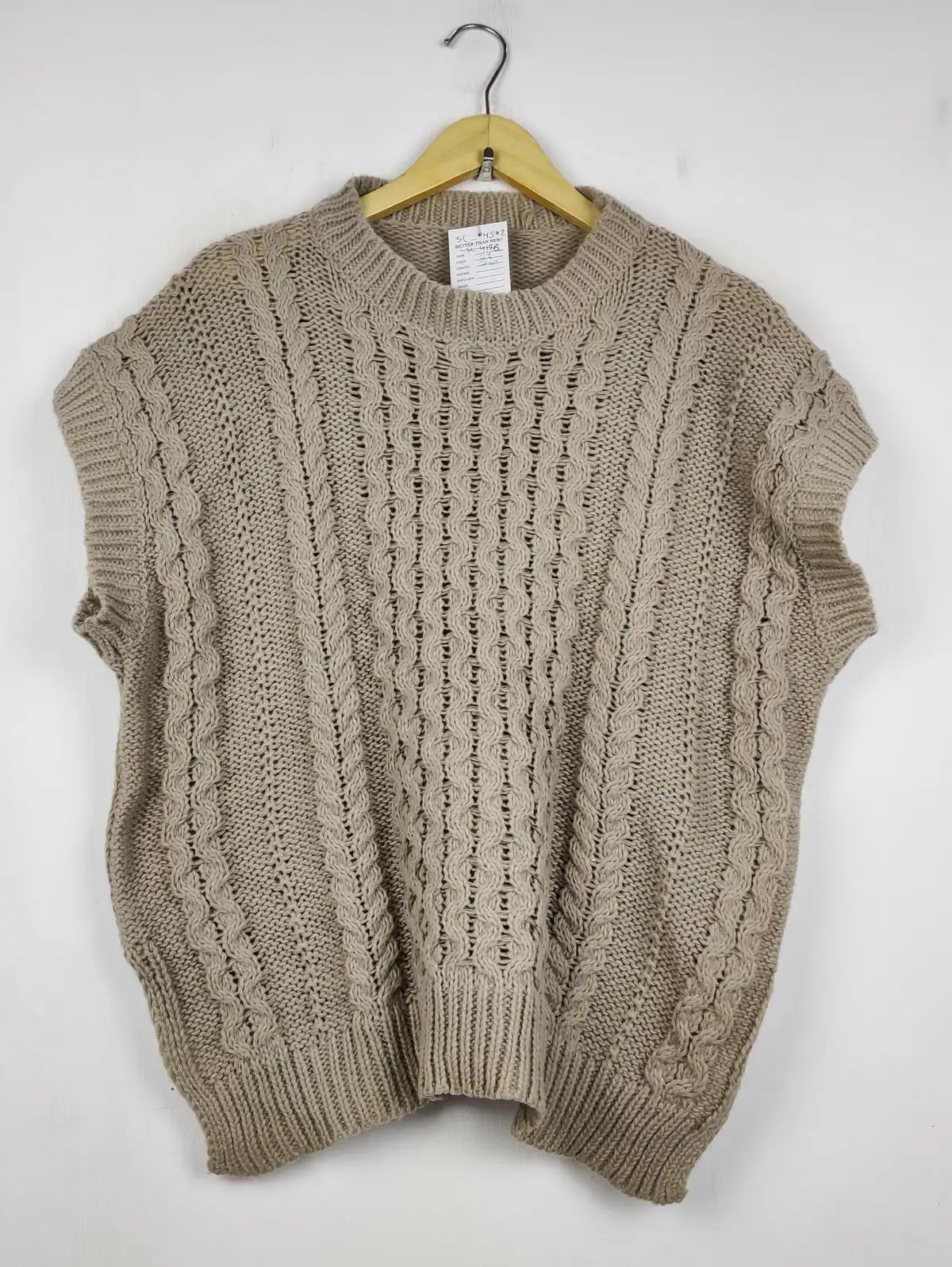 Buy online pre-used pre-loved 100% authentic & Original branded Unknown Brand (SL-4542) available in Pakistan. Top international brands avilable.
