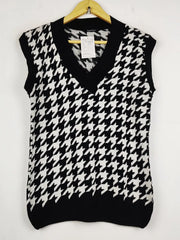 Buy online pre-used pre-loved 100% authentic & Original branded Boohoo (SL-4546) available in Pakistan. Top international brands avilable.