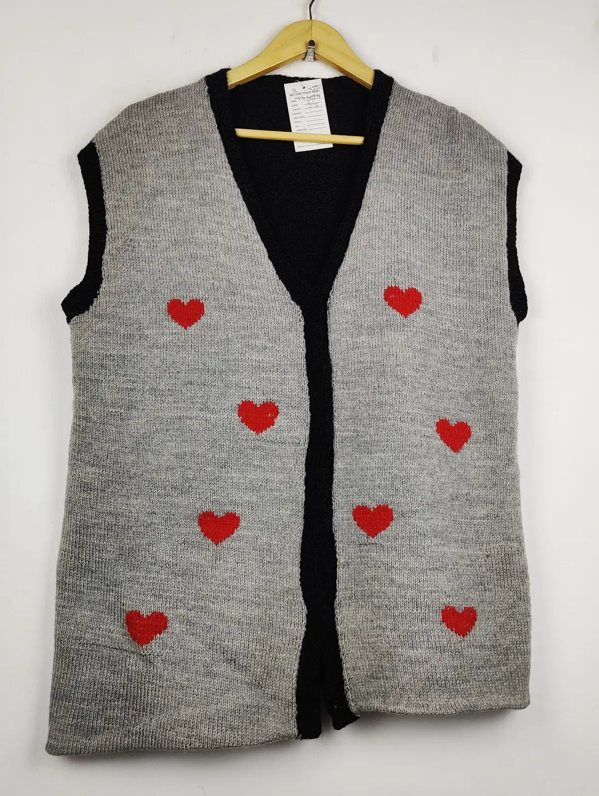 Buy online pre-used pre-loved 100% authentic & Original branded Unknown Brand (SL-4551) available in Pakistan. Top international brands avilable.
