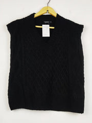 Buy online pre-used pre-loved 100% authentic & Original branded Boohoo (SL-4559) available in Pakistan. Top international brands avilable.