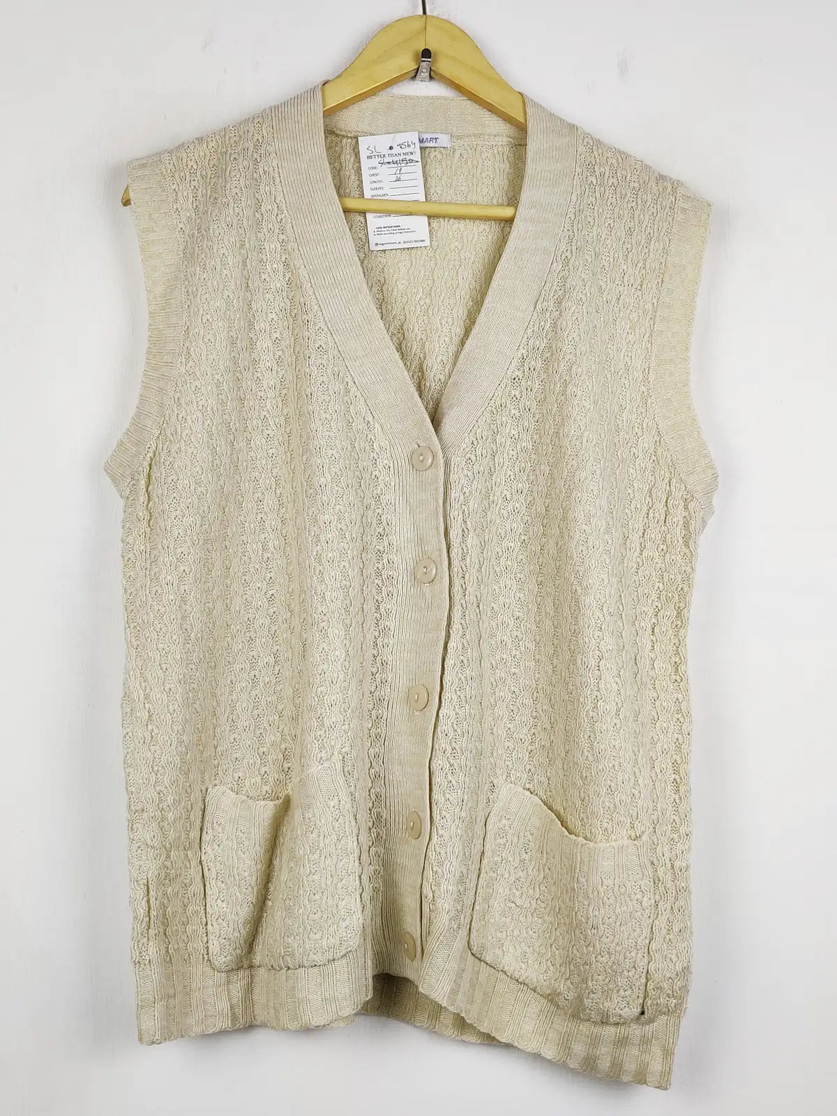 Buy online pre-used pre-loved 100% authentic & Original branded Damart (SL-4564) available in Pakistan. Top international brands avilable.