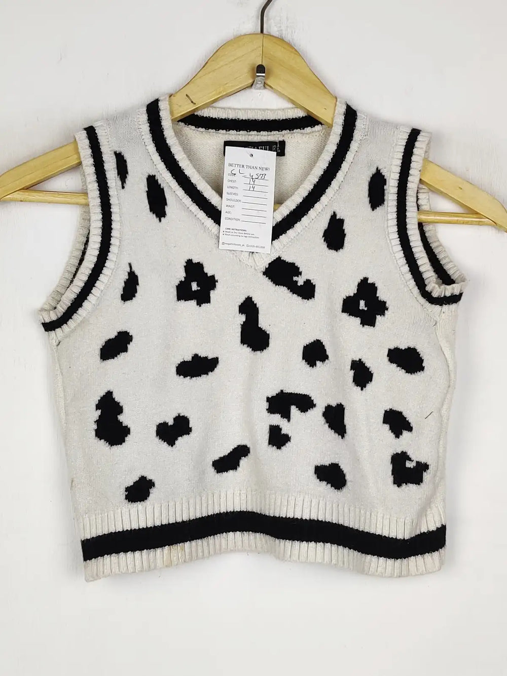 Buy online pre-used pre-loved 100% authentic & Original branded Zaful (SL-4573) available in Pakistan. Top international brands avilable.