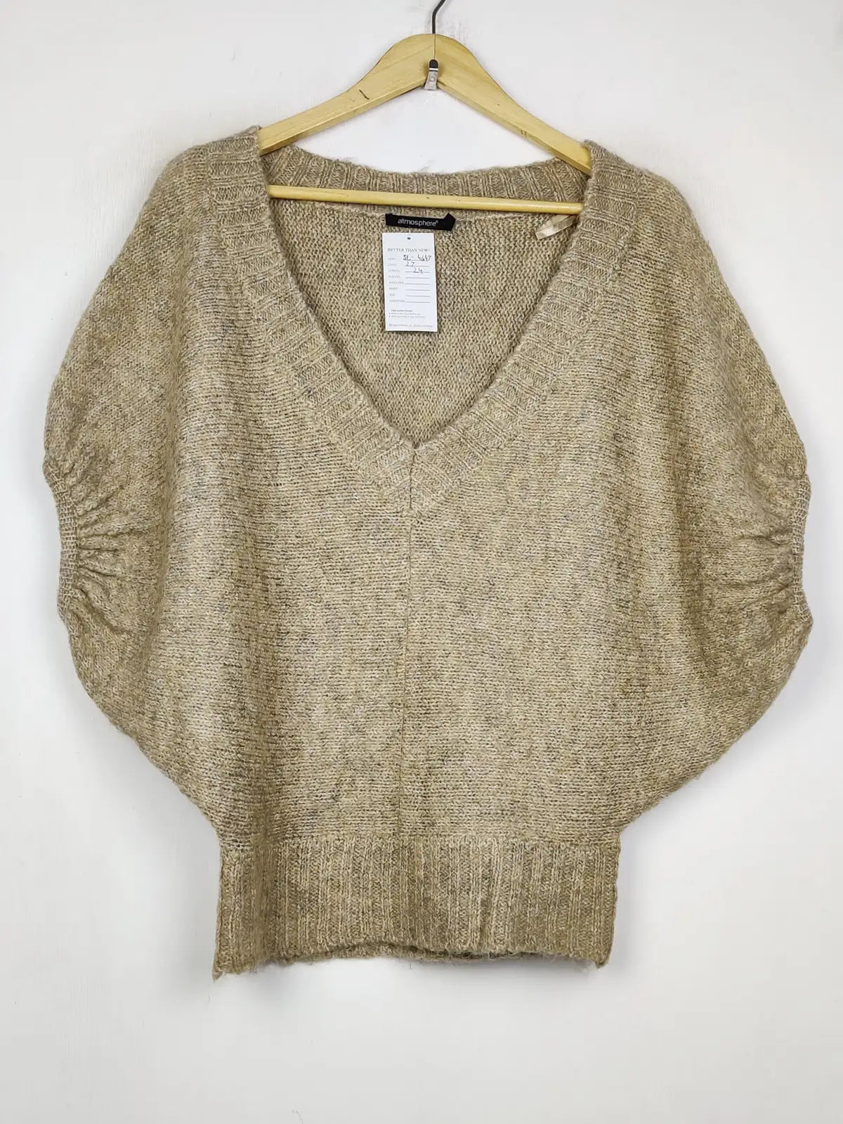 Buy online pre-used pre-loved 100% authentic & Original branded Atmosphere (SL-4647) available in Pakistan. Top international brands avilable.