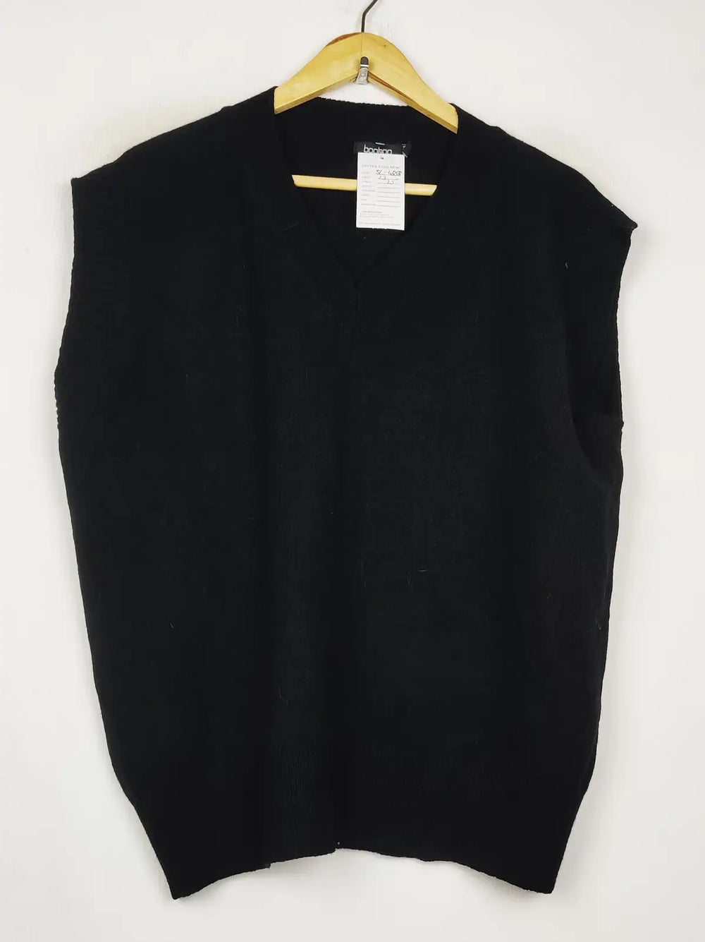 Buy online pre-used pre-loved 100% authentic & Original branded Boohoo (SL-4658) available in Pakistan. Top international brands avilable.