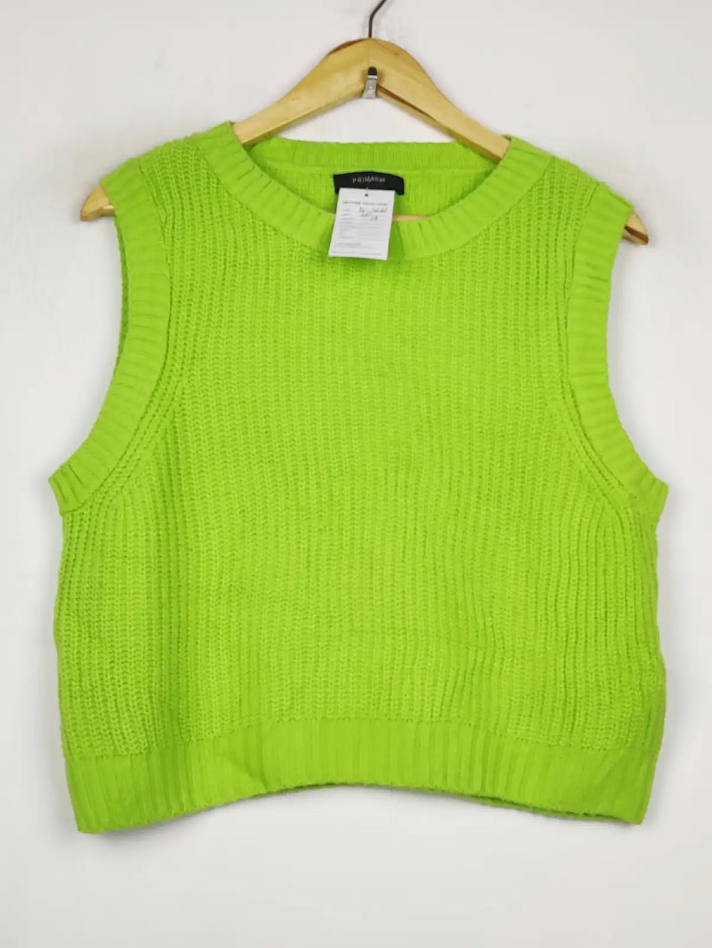 Buy online pre-used pre-loved 100% authentic & Original branded Primark (SL-4661) available in Pakistan. Top international brands avilable.