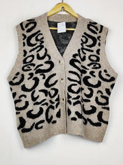 Buy online pre-used pre-loved 100% authentic & Original branded Shein (SL-4673) available in Pakistan. Top international brands avilable.