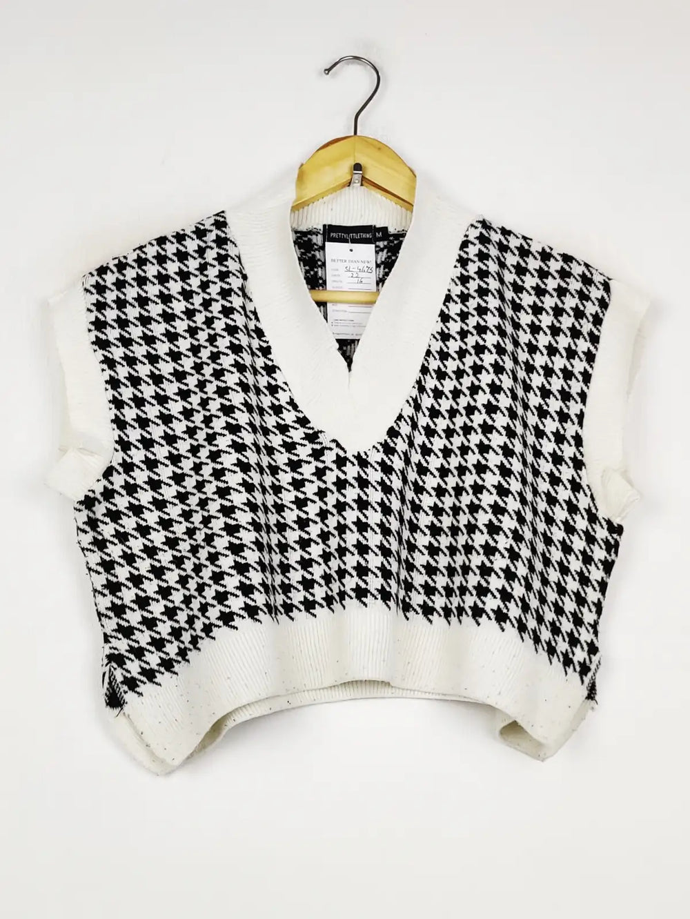 Buy online pre-used pre-loved 100% authentic & Original branded Prettylittlethings (SL-4675) available in Pakistan. Top international brands avilable.