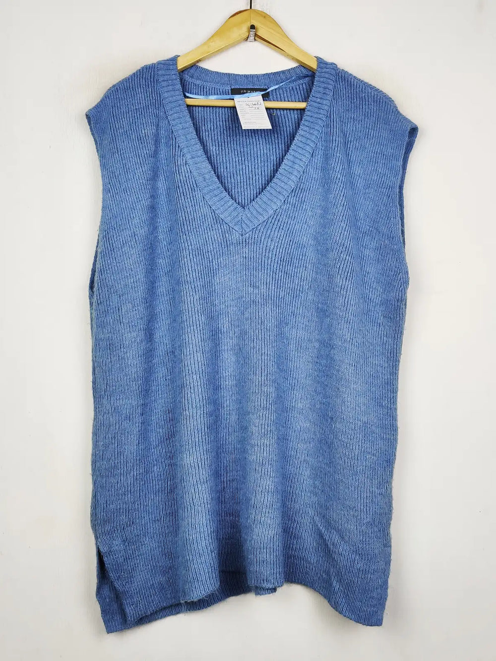 Buy online pre-used pre-loved 100% authentic & Original branded Primark (SL-4682) available in Pakistan. Top international brands avilable.