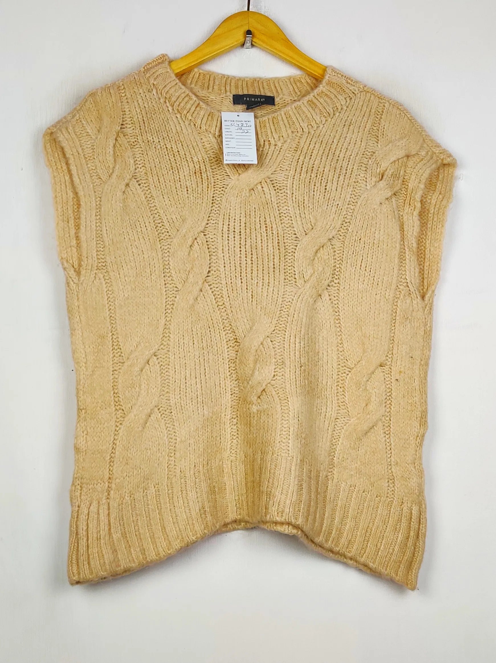 Buy online pre-used pre-loved 100% authentic & Original branded Primark (SL-4730) available in Pakistan. Top international brands avilable.