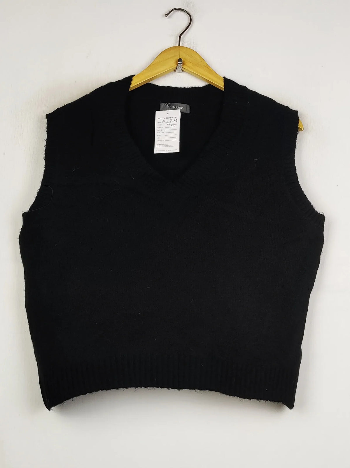 Buy online pre-used pre-loved 100% authentic & Original branded Primark (SL-4754) available in Pakistan. Top international brands avilable.