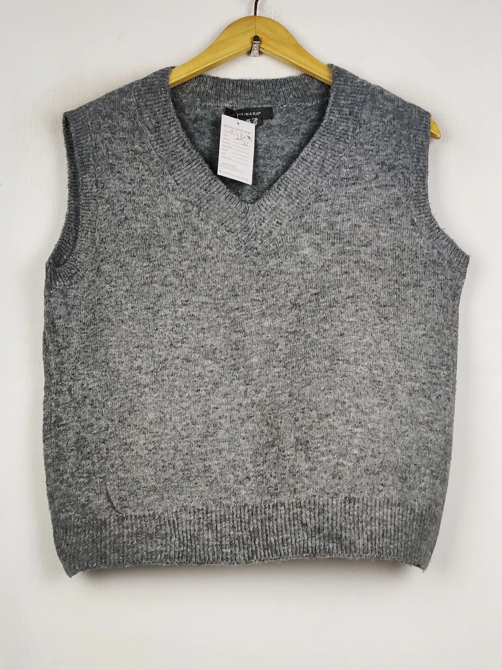 Buy online pre-used pre-loved 100% authentic & Original branded Primark (SL-4755) available in Pakistan. Top international brands avilable.