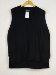 Buy online pre-used pre-loved 100% authentic & Original branded Marks & Spencer (SL-4779) available in Pakistan. Top international brands avilable.