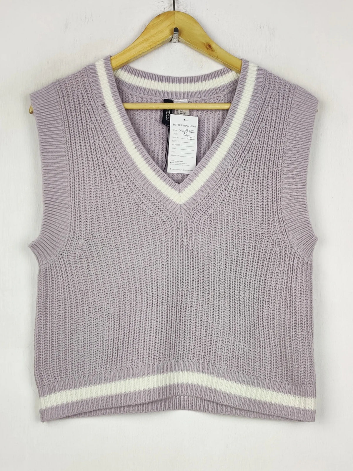 Buy online pre-used pre-loved 100% authentic & Original branded H&M (SL-4825) available in Pakistan. Top international brands avilable.