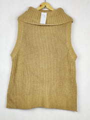 Buy online pre-used pre-loved 100% authentic & Original branded Zara (SL-4829) available in Pakistan. Top international brands avilable.