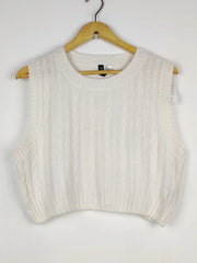 Buy online pre-used pre-loved 100% authentic & Original branded H&M (SL-4852) available in Pakistan. Top international brands avilable.