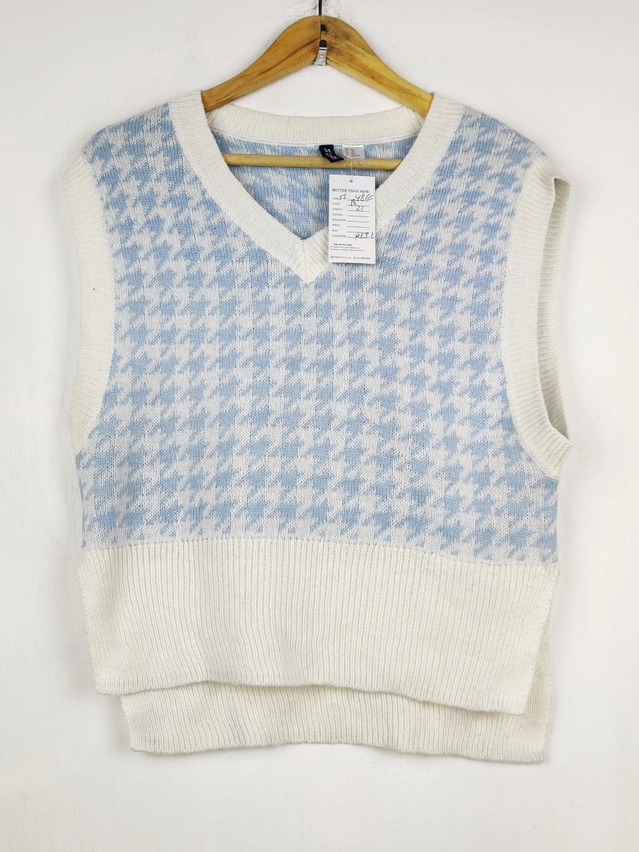 Buy online pre-used pre-loved 100% authentic & Original branded H&M (SL-4865) available in Pakistan. Top international brands avilable.