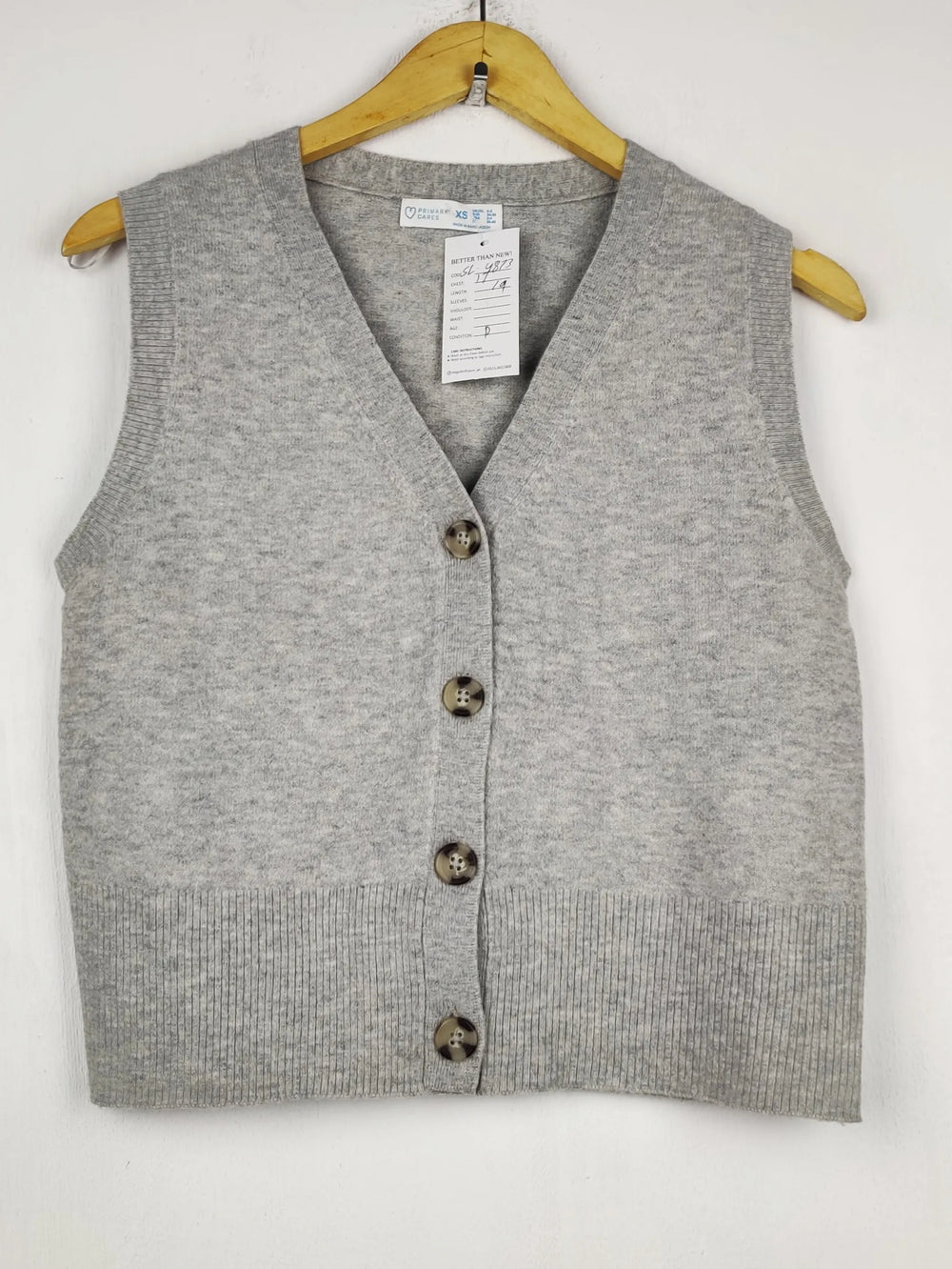 Buy online pre-used pre-loved 100% authentic & Original branded Primark (SL-4873) available in Pakistan. Top international brands avilable.