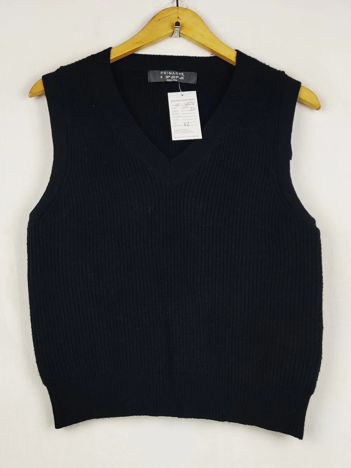 Buy online pre-used pre-loved 100% authentic & Original branded Primark (SL-4874) available in Pakistan. Top international brands avilable.