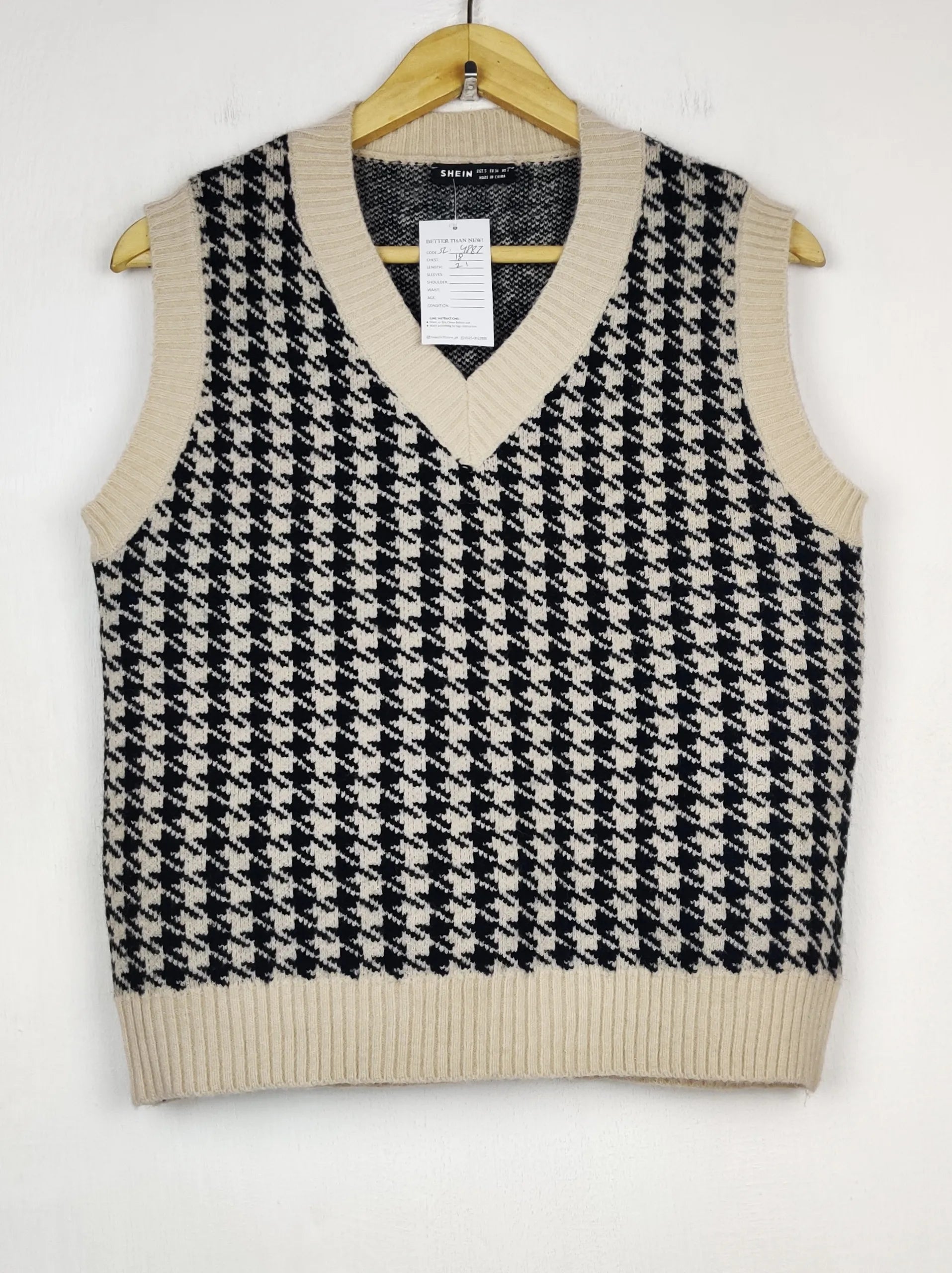Buy online pre-used pre-loved 100% authentic & Original branded Shein (SL-4887) available in Pakistan. Top international brands avilable.