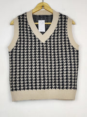 Buy online pre-used pre-loved 100% authentic & Original branded Shein (SL-4887) available in Pakistan. Top international brands avilable.