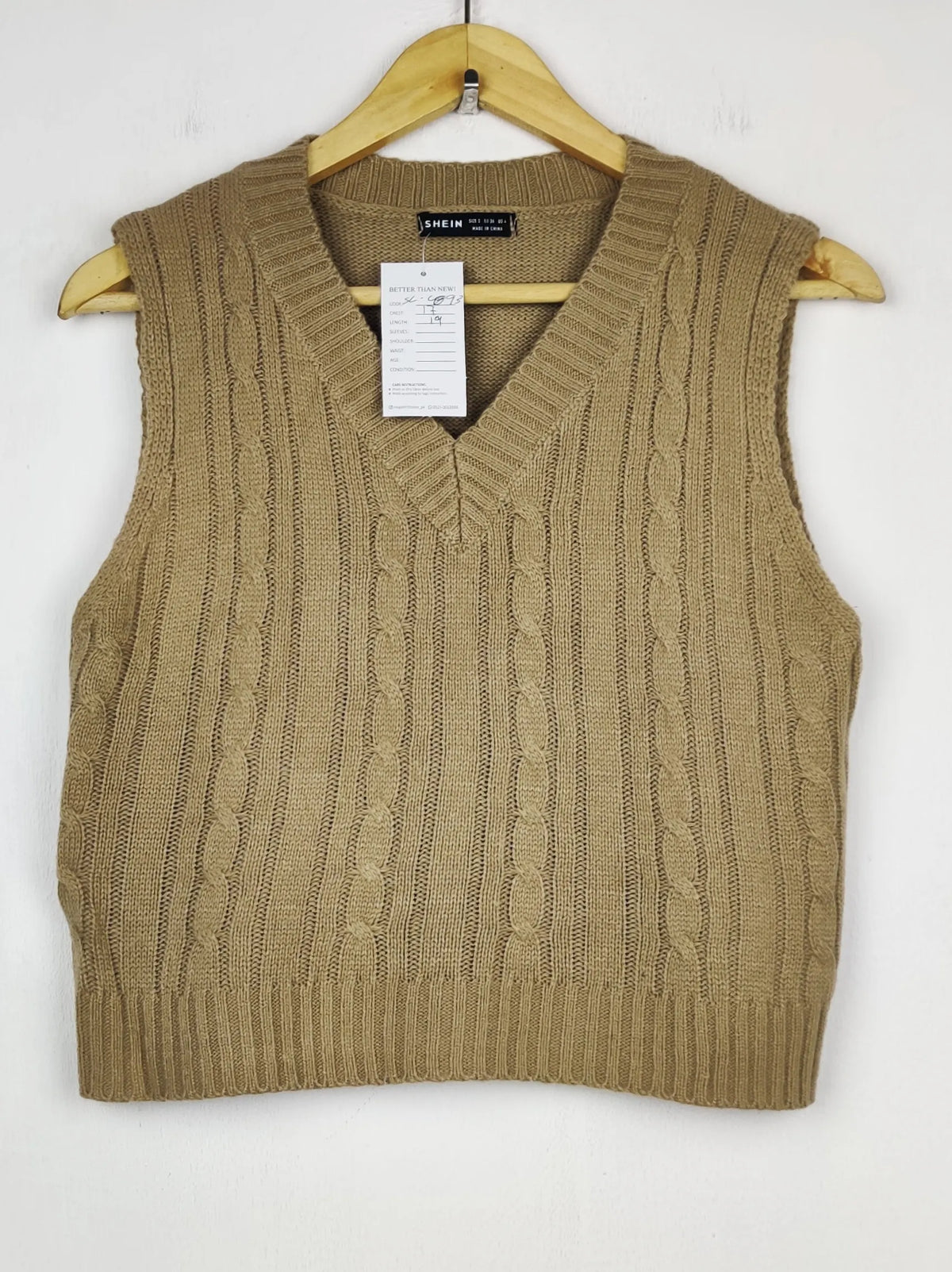 Buy online pre-used pre-loved 100% authentic & Original branded Shein (SL-4893) available in Pakistan. Top international brands avilable.