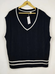 Buy online pre-used pre-loved 100% authentic & Original branded H&M (SL-4915) available in Pakistan. Top international brands avilable.