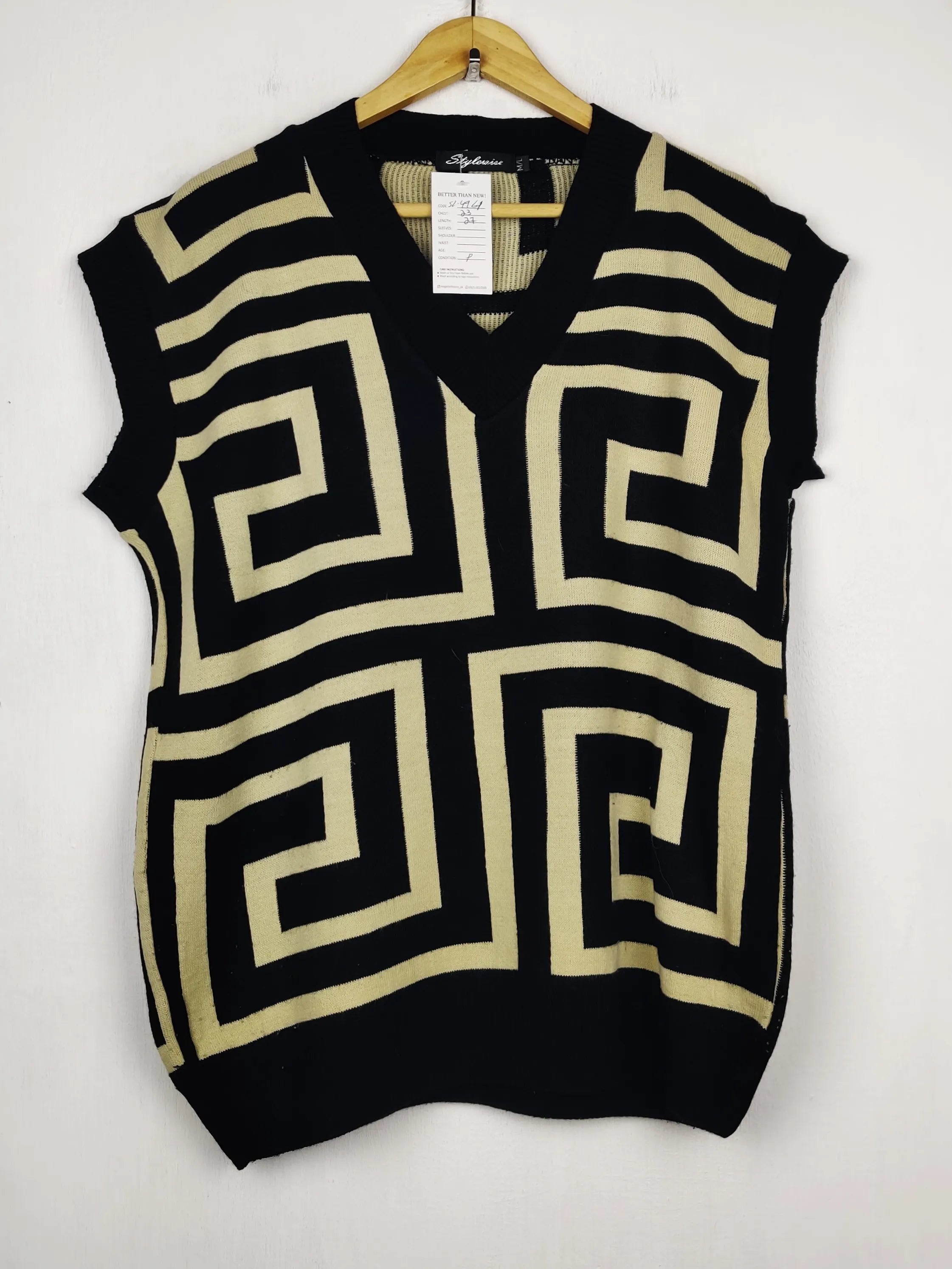 Buy online pre-used pre-loved 100% authentic & Original branded Shein (SL-4961) available in Pakistan. Top international brands avilable.