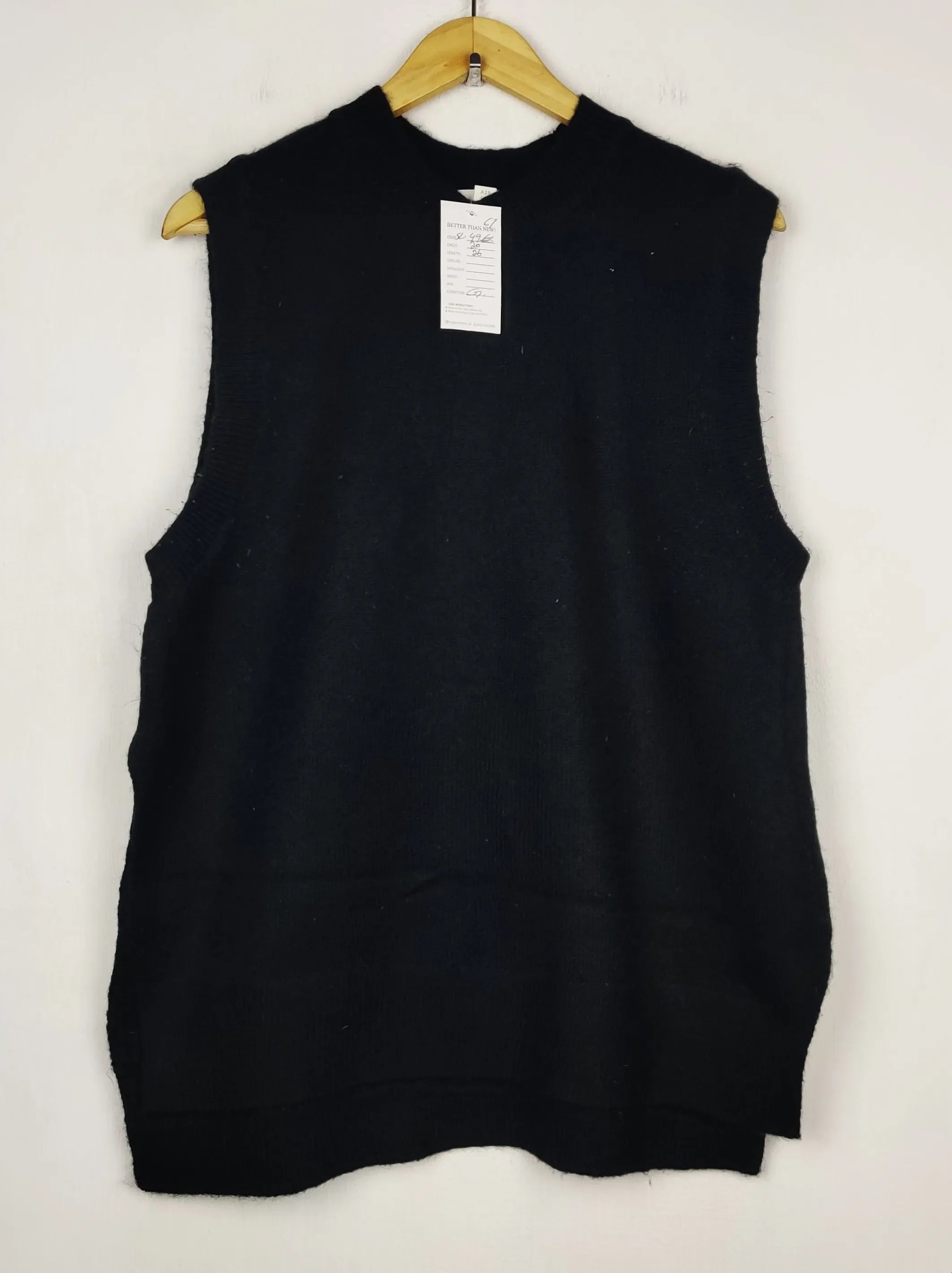 Buy online pre-used pre-loved 100% authentic & Original branded H&M (SL-4967) available in Pakistan. Top international brands avilable.